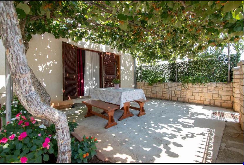 Irena'S Place A1 Ρόβινι Εξωτερικό φωτογραφία