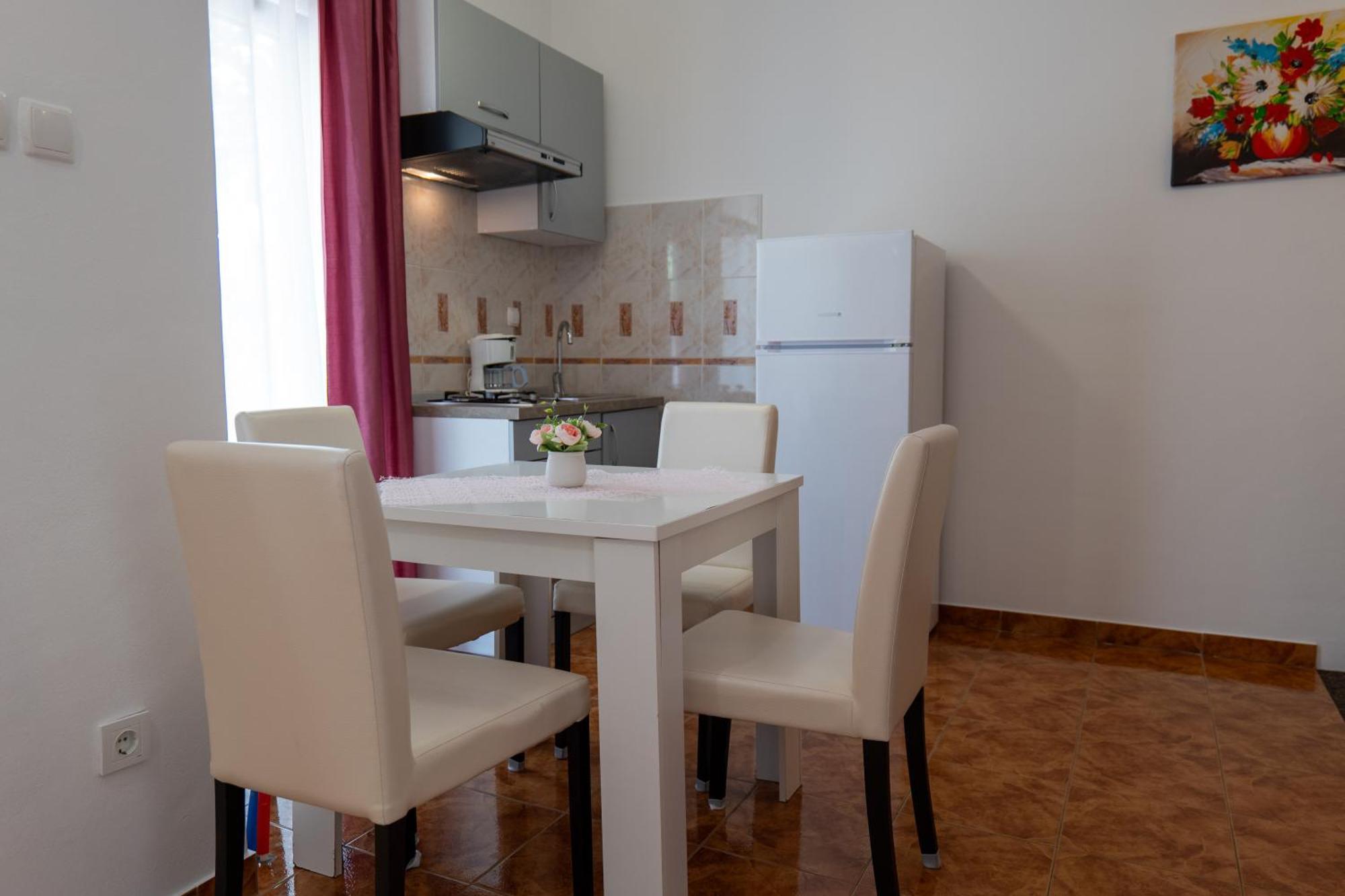 Irena'S Place A1 Ρόβινι Εξωτερικό φωτογραφία